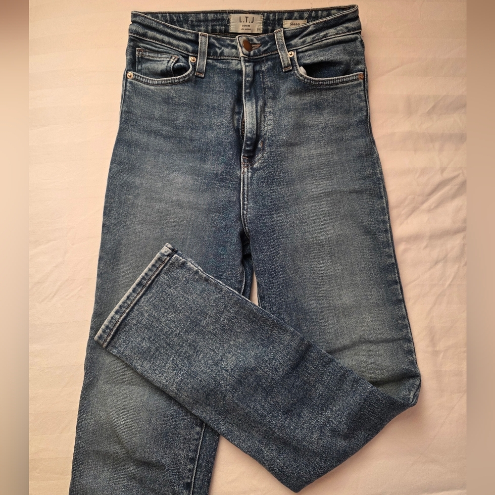 Women's Blue Jeans